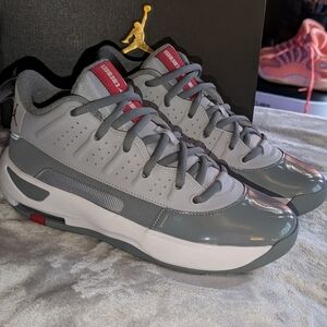 Air Jordan Max Aura 7 Gray White Men's Basketball Shoes New Size 7.5 Sold out